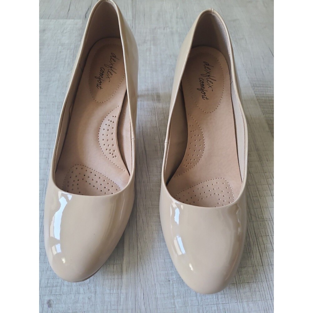 DEXFLEX COMFORT Sz 9.5 W Beige Block Heel Comfort PUMP HEELS EUC